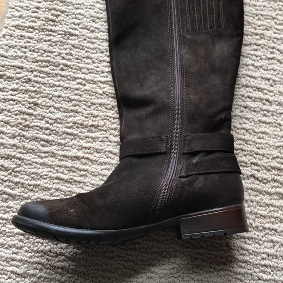 Clark’s Brown Suede Zip Boots 9.5 - Picture 4 of 13